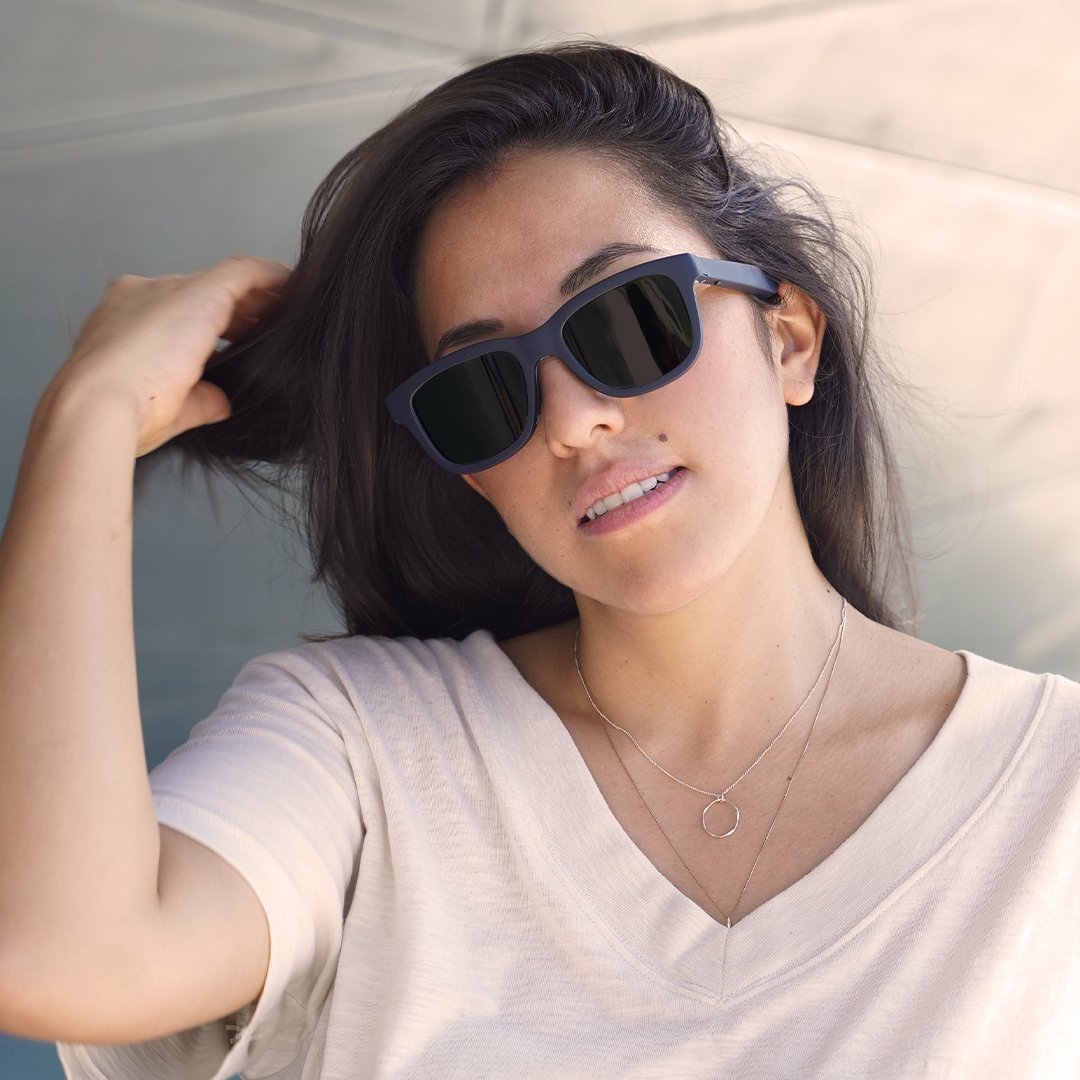 EyeQ Occhiali da sole intelligenti con lenti regolabili e sistema audio integrato. 🔥 Offerta esclusiva per te! 🔥